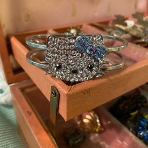 Hello Kitty rhinestone clamper bracelet